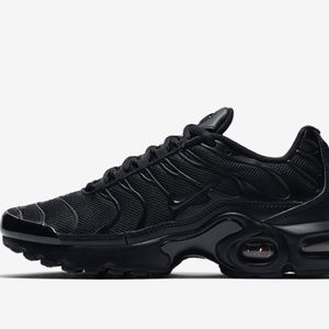 Meet your Posher, Madina